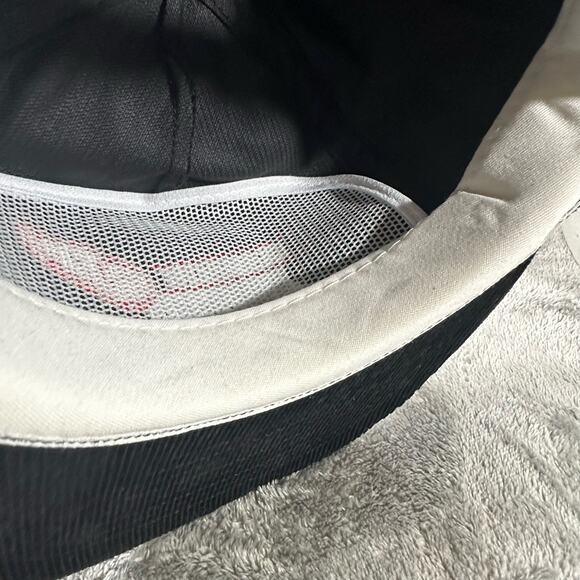 Vintage NHL Detroit Red Wings Black Corduroy Snapback Hat Excellent Condition - Picture 9 of 10